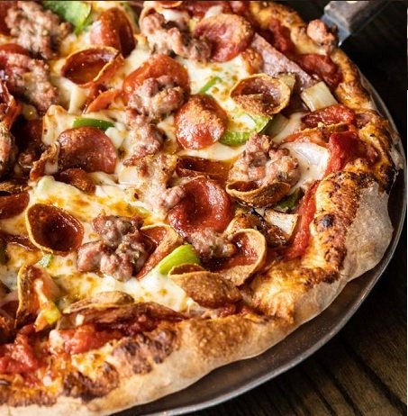 Licari's Pizza